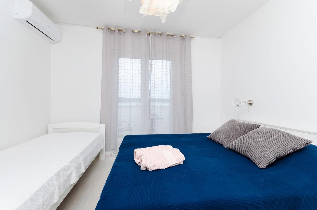 Apartments And Rooms Bianca Barbat na Rabu Exterior photo