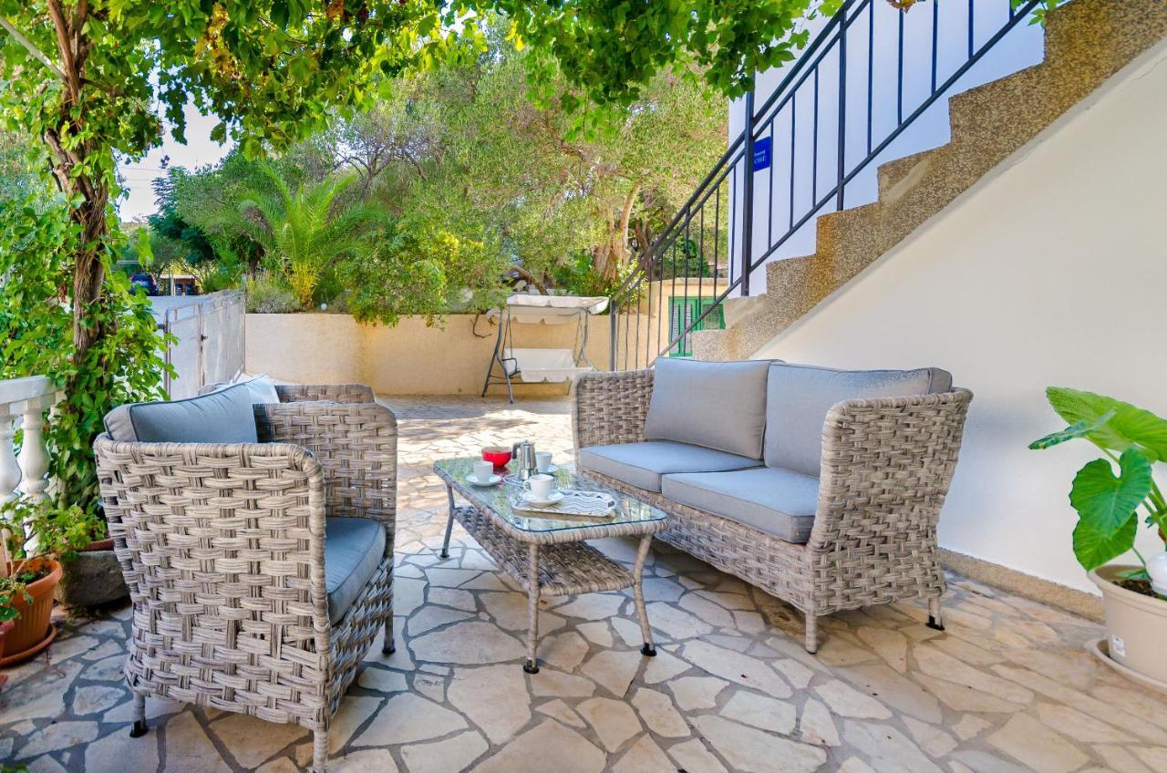 Apartments And Rooms Bianca Barbat na Rabu Exterior photo