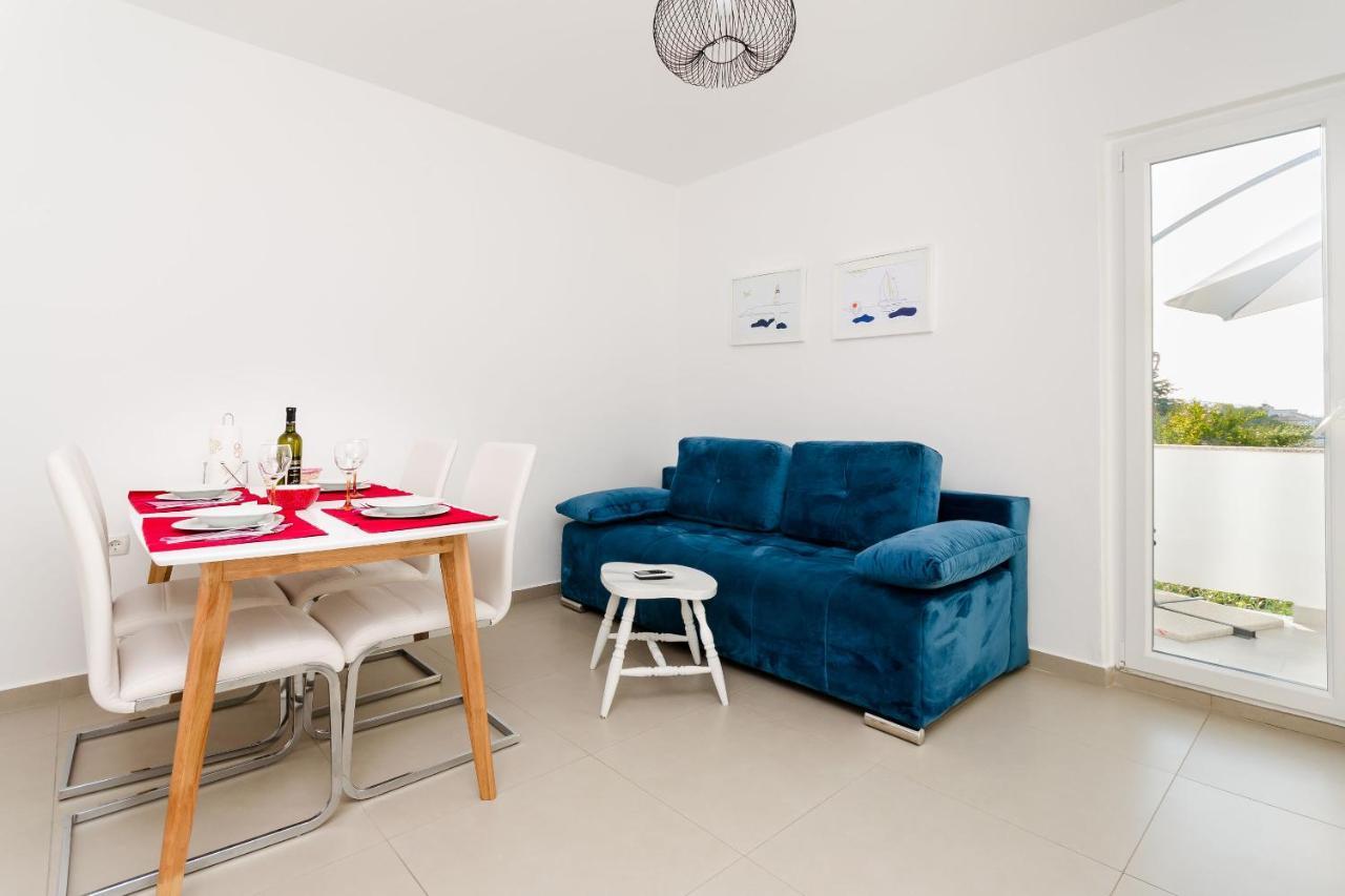 Apartments And Rooms Bianca Barbat na Rabu Exterior photo