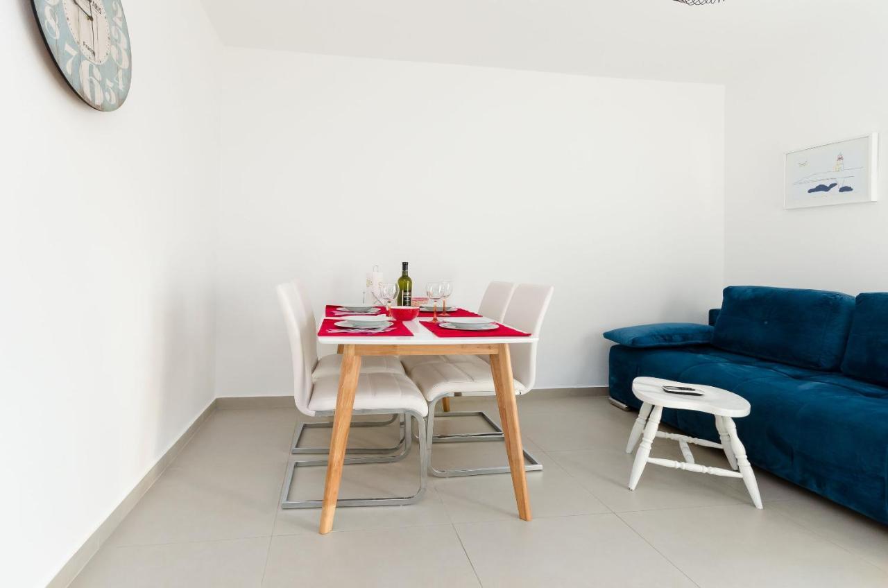 Apartments And Rooms Bianca Barbat na Rabu Exterior photo